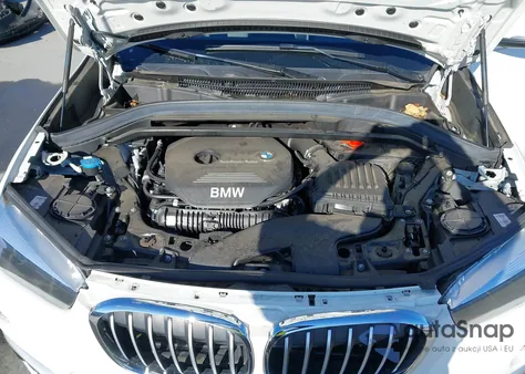 2018 BMW X1 xDrive28I z USA, uszkodzony, nr VIN WBXHT3C36J5K30649